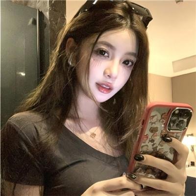 怪兽与女孩